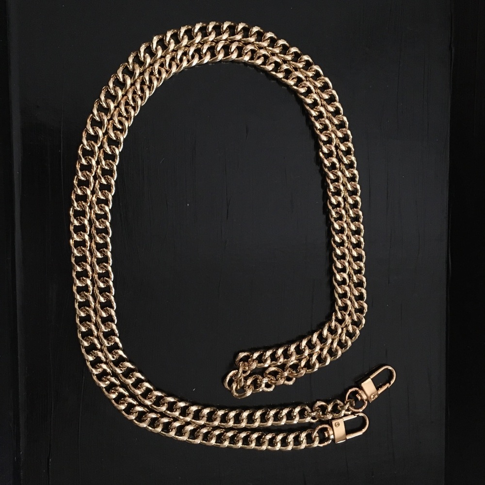 Crossbody Chainstrap